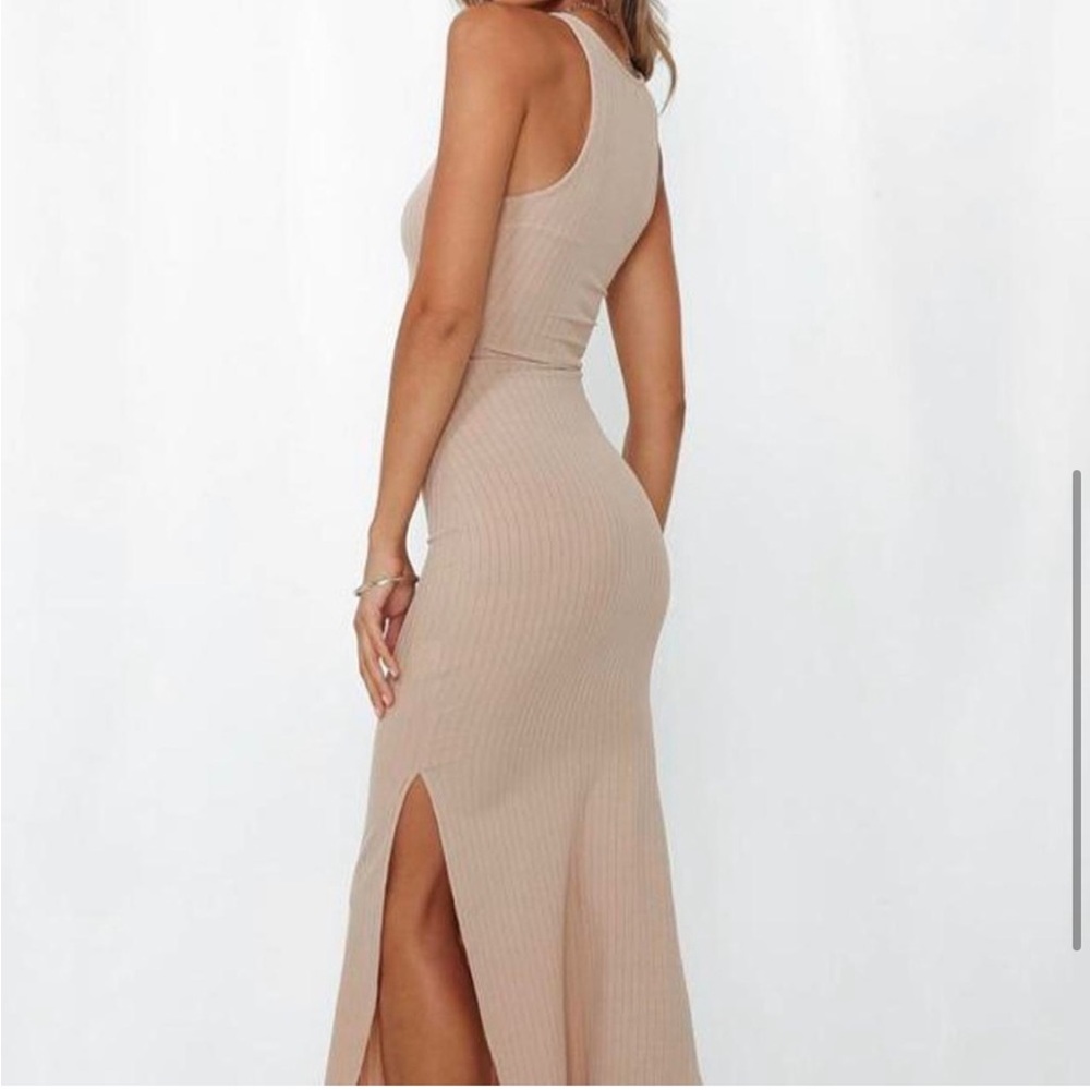 🆕(NWT) PETAL & PUP 🌸High Neck Maxi Bodycon Sundress with Cutouts. Size 2. - Picture 4 of 12